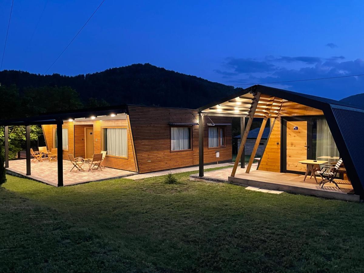 モクラ・ゴラAlexandar Houseアパートメント エクステリア 写真